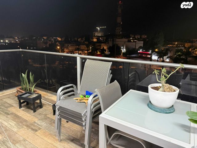 דירה, הזמיר, נהריה