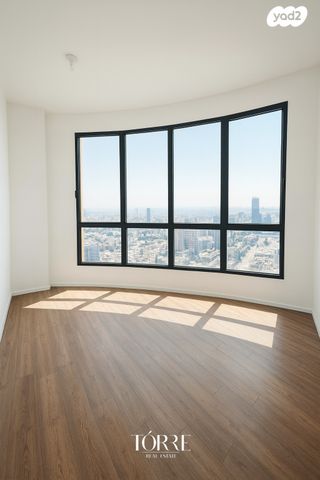 גג/ פנטהאוז, דרך מנחם בגין 158, מונטיפיורי, הרכבת, תל אביב יפו