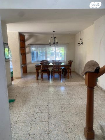 דו משפחתי, הפלמ"ח, בית אליעזר, חדרה