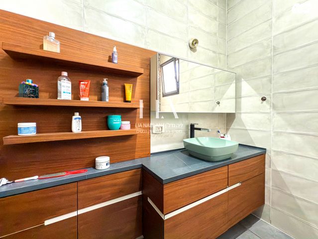 דו משפחתי, תורה ועבודה, המושבה הגרמנית, גן יבנה