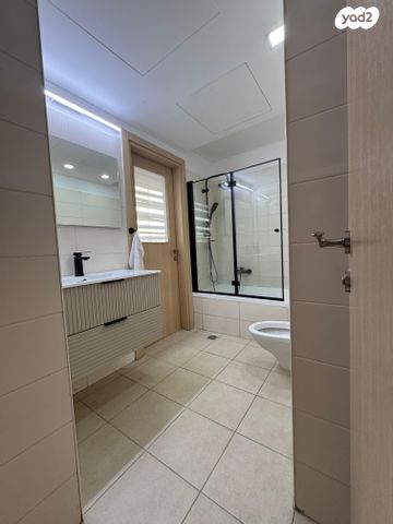 דירה, יצחק בן צבי 9, מרכז אזרחי, באר שבע