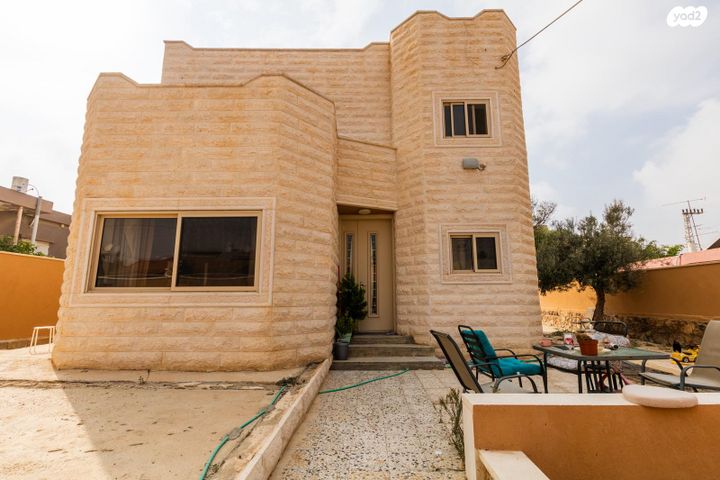 דו משפחתי, דימונה