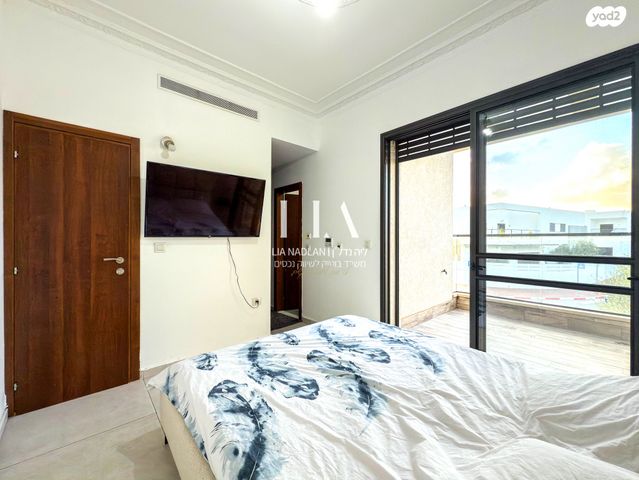 דו משפחתי, תורה ועבודה, המושבה הגרמנית, גן יבנה