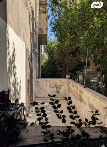 דירה, קריניצי, שכונת בן גוריון, מרכז העיר ג', רמת גן