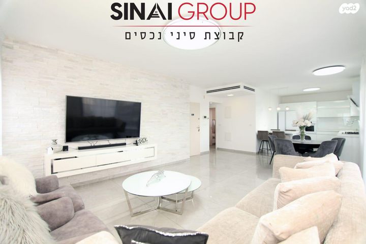 דירה, אליהו גולומב, נתניה