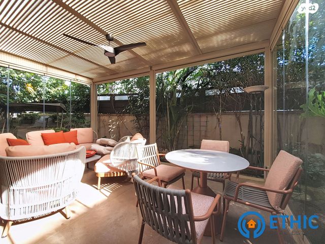 בית פרטי/ קוטג', רחל המשוררת, שיכוני מזרחי, כפר סבא