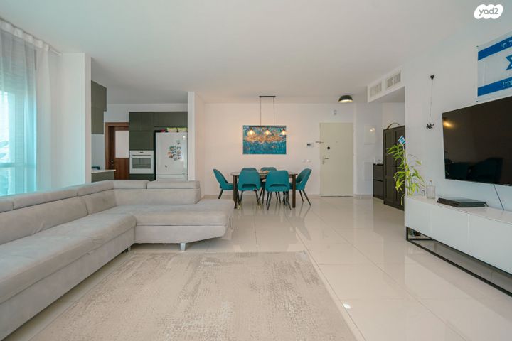 גג/ פנטהאוז, חריש