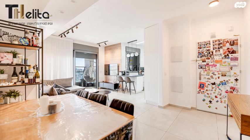 דירה, בלוך 23, בורוכוב, גבעתיים