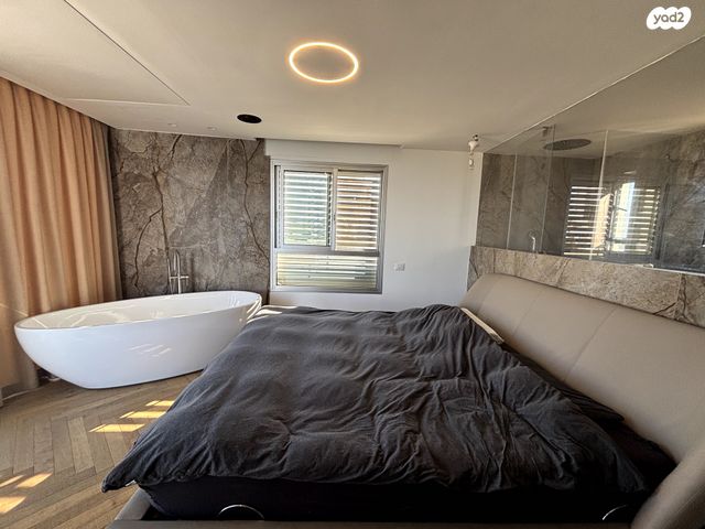 בית פרטי/ קוטג', פנצ'ו, נתניה