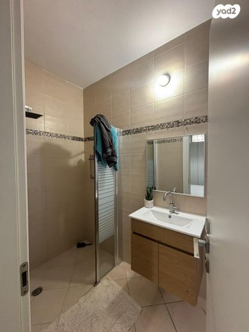 דירה, אברהם בלסברג 10, ברנע, אשקלון