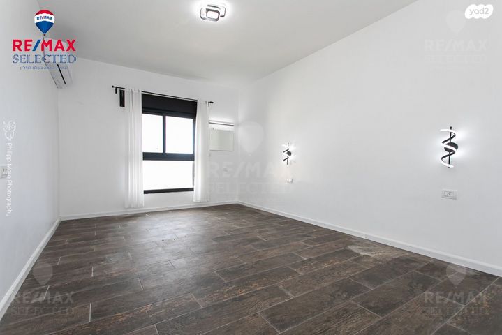 דירה, הנרייטה סולד, כרמל מרכזי - שד' קיש, חיפה