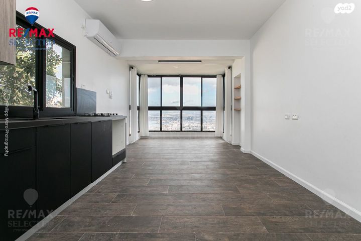 דירה, הנרייטה סולד, כרמל מרכזי - שד' קיש, חיפה