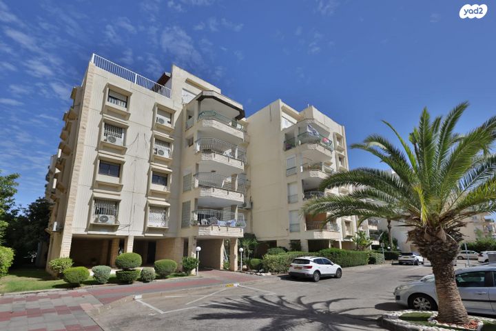 דירה, שדרות רוברט סולד 26, קרית ים  א', קרית ים