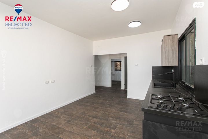 דירה, הנרייטה סולד, כרמל מרכזי - שד' קיש, חיפה