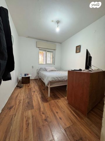 דירת גן, צבי לבנון, פסגת זאב, ירושלים