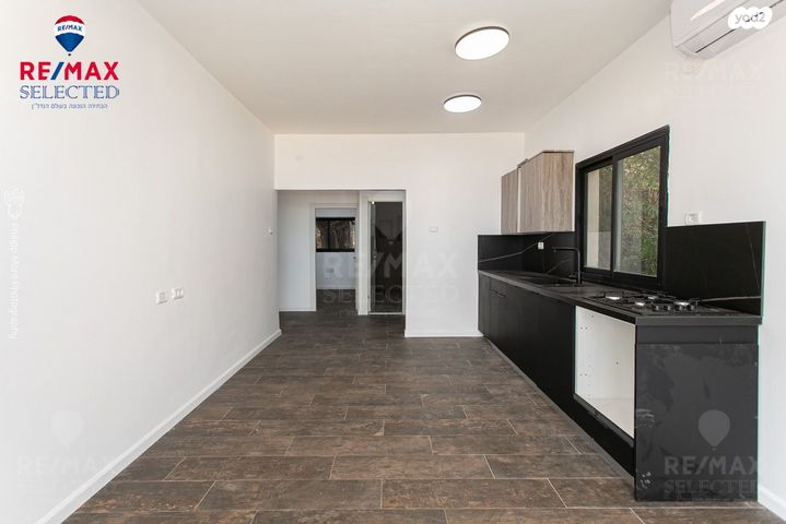 דירה, הנרייטה סולד, כרמל מרכזי - שד' קיש, חיפה