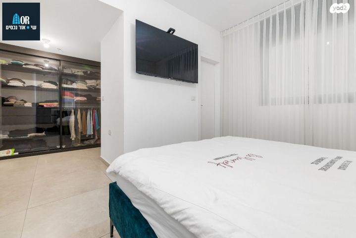 דירה, יעקב דורי, נאות שמיר, רמלה