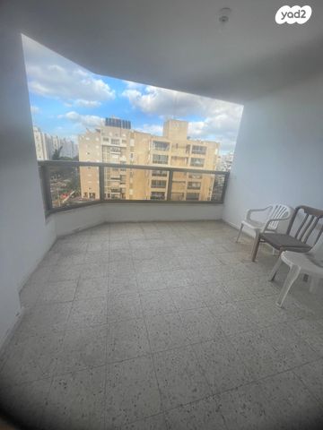 דירה, כינרת 74, רובע י"א, אשדוד