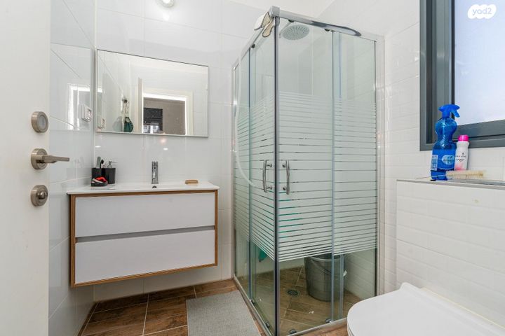 דירה, נווה אור, אור עקיבא