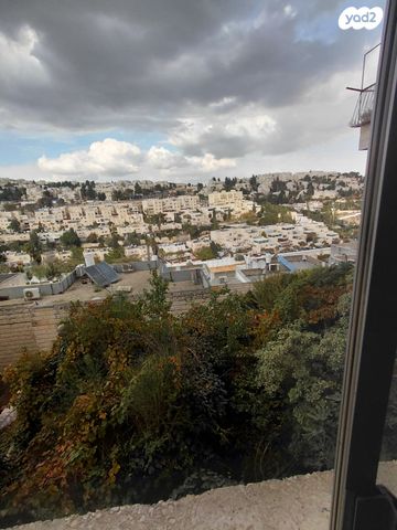 דירת גן, רמות, ירושלים