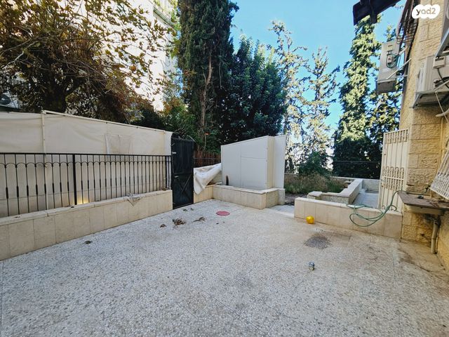 דירת גן, הקבלן, הר נוף, ירושלים