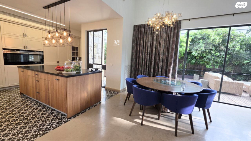 בית פרטי/ קוטג', סביון