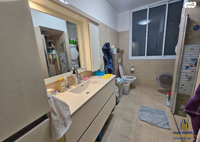 דירה, מניה שוחט, רמז, מערב ותיק, ראשון לציון