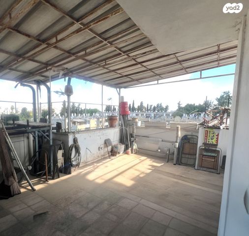 גג/ פנטהאוז, ציפורן 5, נווה נוף, אקדמאים, לוד