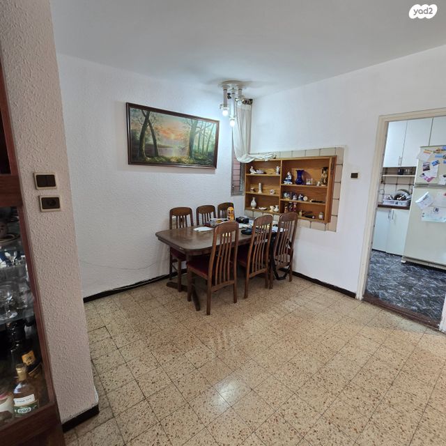 דירה, האורן, מנחם בגין, עכו