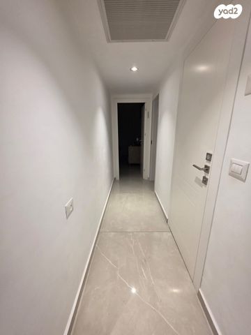 דירה, עמנואלה בן יעקב, מישור הנוף, ראשון לציון