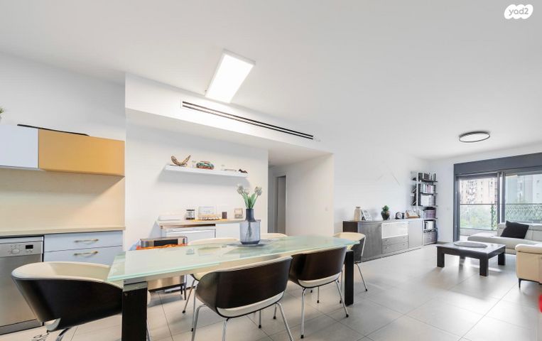 דירה, שלום עליכם, אגמים, נתניה