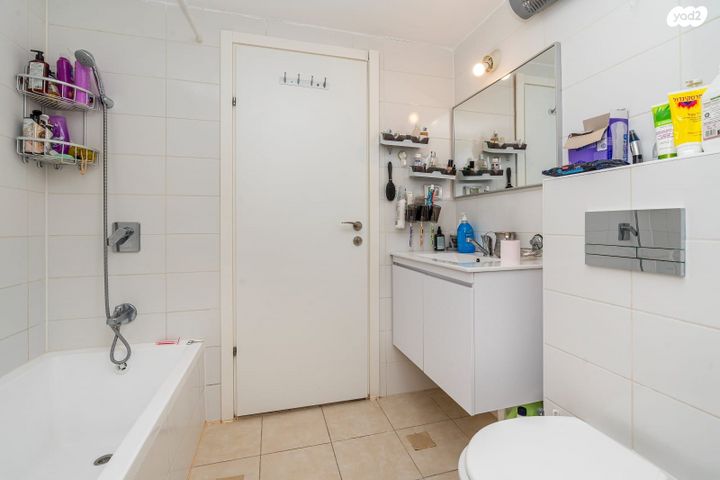 דירה, נווה אור, אור עקיבא