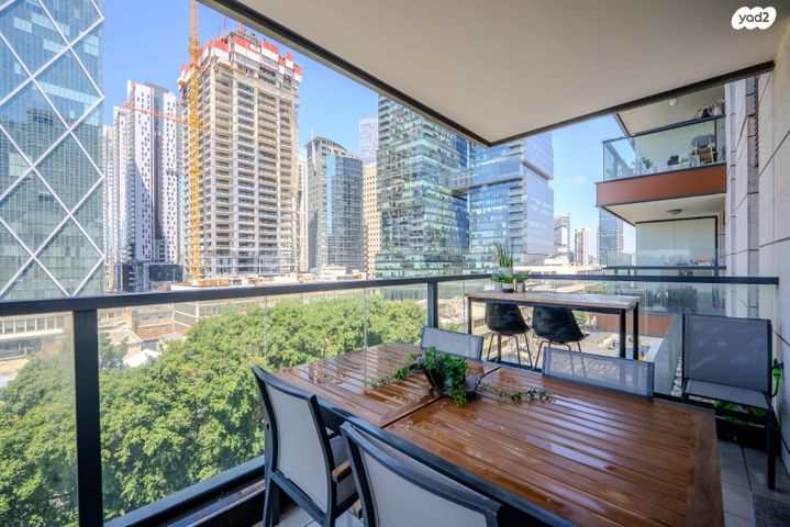 דירה, החשמונאים 96, גני שרונה, קרית הממשלה, תל אביב יפו