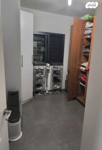 בית פרטי/ קוטג', יצחק בן צבי 50, קרית בנימין, קרית אתא