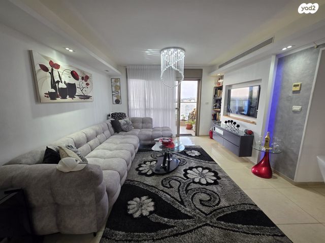 דירה, אילנות 9, כרמל מערבי, חיפה