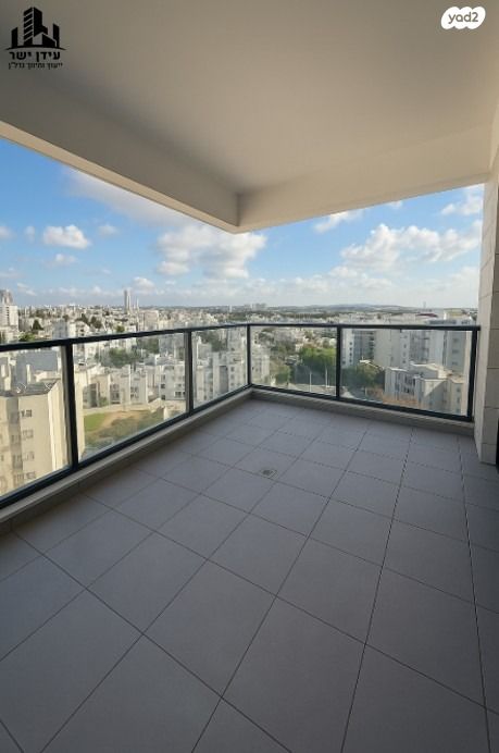 דירה, דרך משה דיין 2, כפיר, נווה כפיר, תל אביב יפו