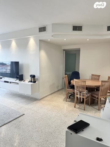 דירה, הרטום, משכנות זבולון, נתניה