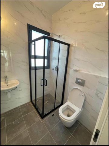 דירה, אריק איינשטיין 1, דרום חדש, פארק הים, בת ים