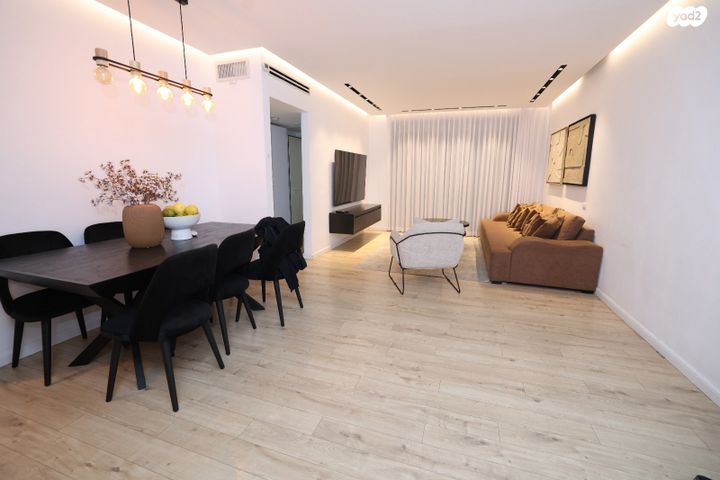 דירה, רמות הרכס, באר שבע