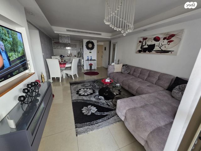 דירה, אילנות 9, כרמל מערבי, חיפה