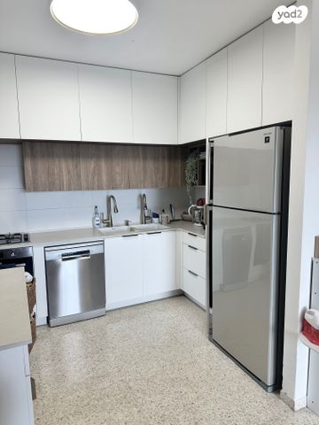 דירה, הרטום, משכנות זבולון, נתניה