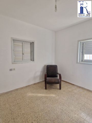 דירה, אבן גבירול, גרין ועם, חולון