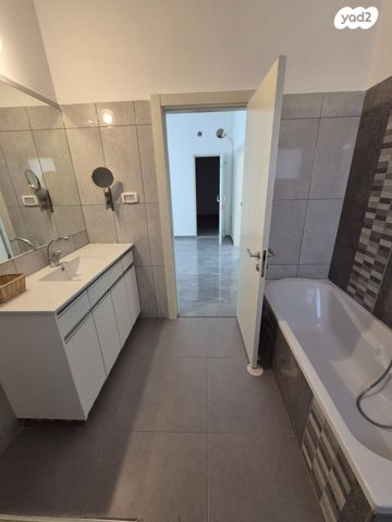 בית פרטי/ קוטג', הקוצר, קציר, קציר