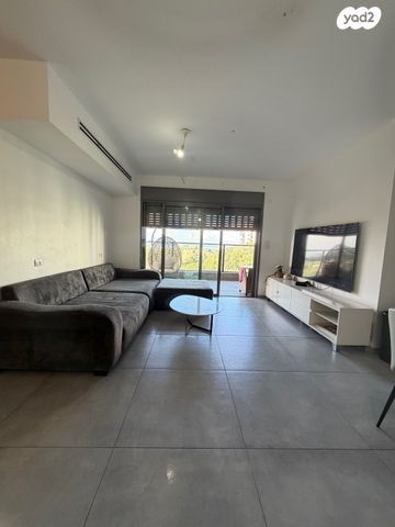 דירה, נעמי שמר 6, גלי ים, קרית ים