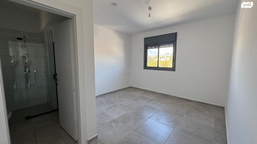 דירה, טבריה המושבה, טבריה