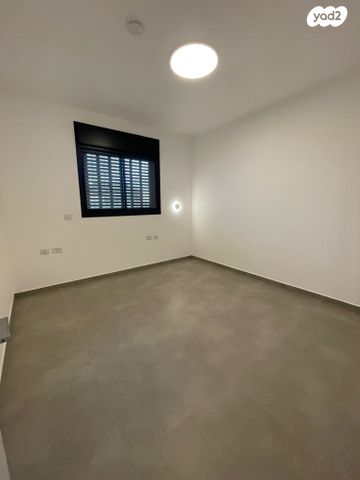 דירה, אוסישקין 39, מרכז העיר דרום, נתניה