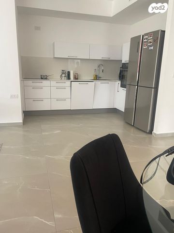 דירה, ניסים אלוני 2, צמרות איילון, פארק צמרת, תל אביב יפו