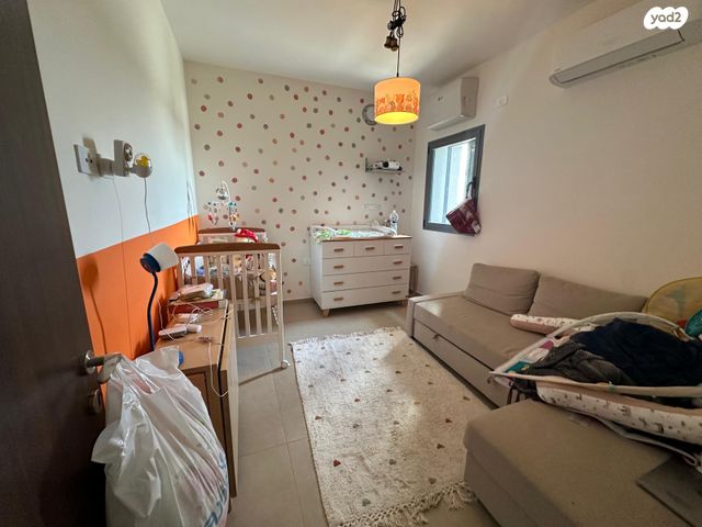 דירה, הרצליה