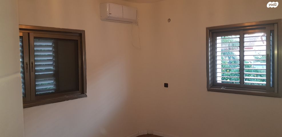 בית פרטי/ קוטג', אפרים לוזון, נווה אלון, לוד