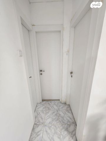 דירת גן, אבן עזרא 87, שכונה ד', באר שבע